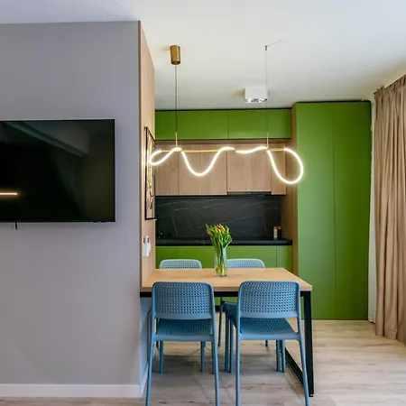 President 72 Apartment