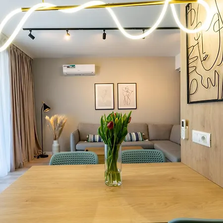 President 72 Apartment *