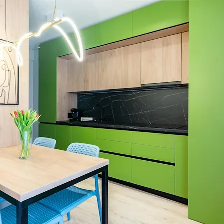 President 72 Apartment